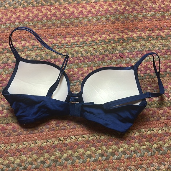 NWOT VICTORIAS SECRET BLUE SATIN RHINESTONE VERY SEXY PUSH UP BRA - Picture 4 of 4